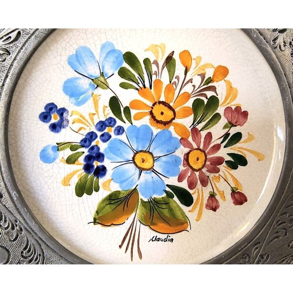 SET/2 Vintage Plates in Pewter Frames, Hand Painted Floral Bouquets, EUC - Picture 3 of 10